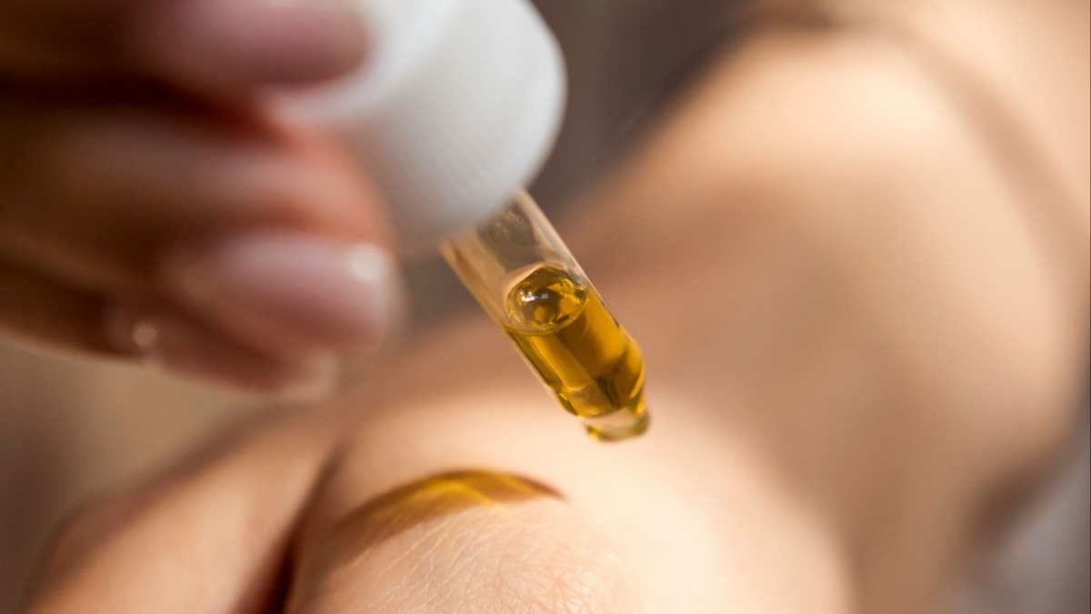 5 Everyday Mistakes That Destroy Your Skin