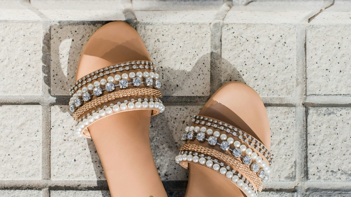 5 Summer Essentials Every Woman Needs In Her Closet